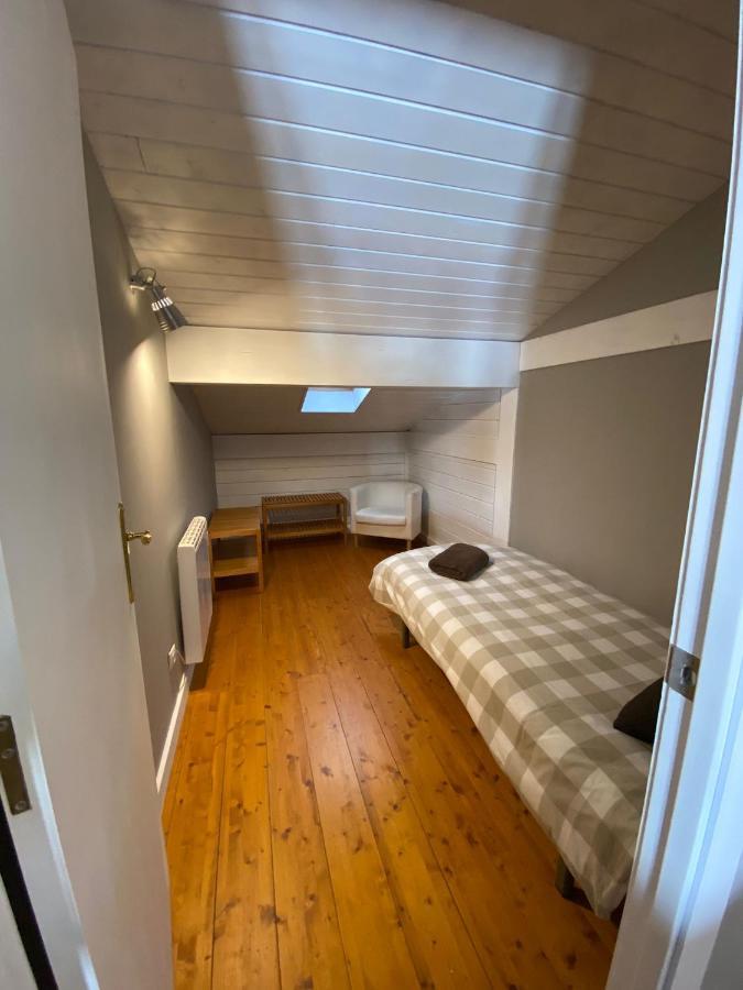 Acogedora Buardilla Duplex 6 Pax Apartment Incles Exterior photo