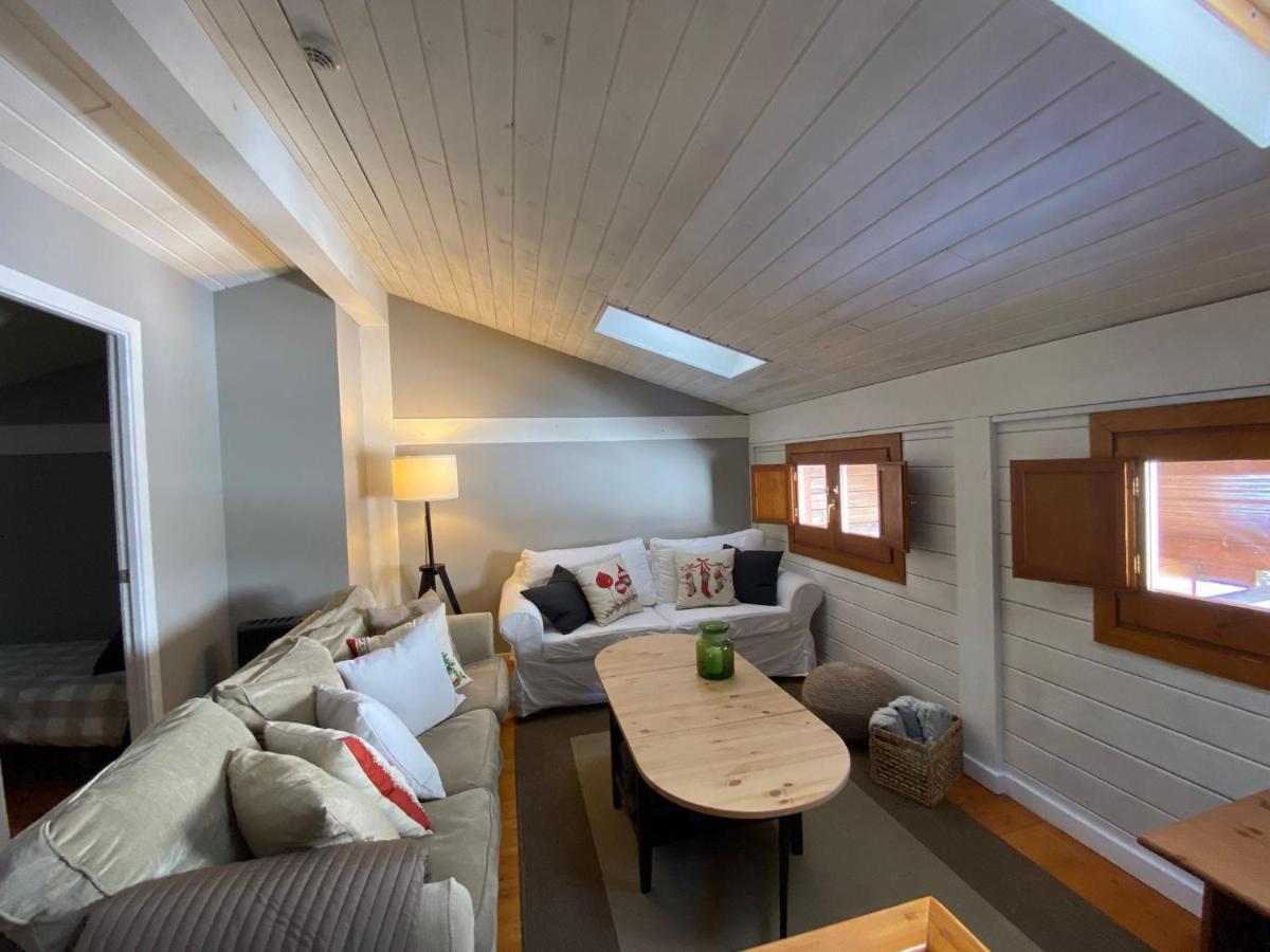 Acogedora Buardilla Duplex 6 Pax Apartment Incles Exterior photo